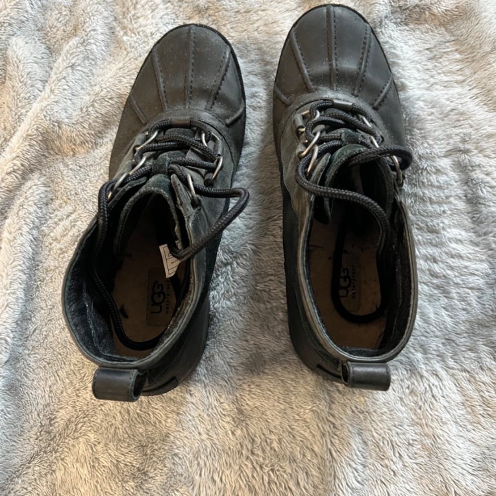 ugg rain boots - Picture 6 of 9
